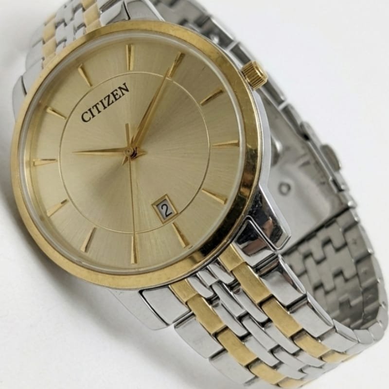 Citizen Quartz Two-Tone Silver Gold with Champagne Sunray Dial - Image 4