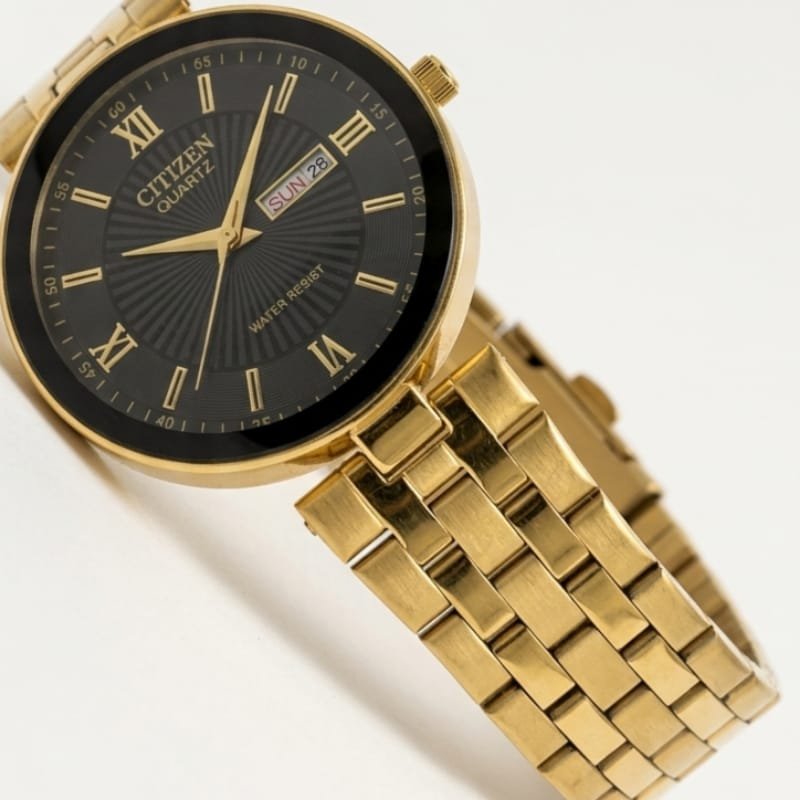 Citizen Quartz LUXURY Gold-Tone with Black Dial & Day-Date Display - Image 6